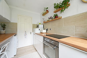 Oakburn Court Broomhall Road